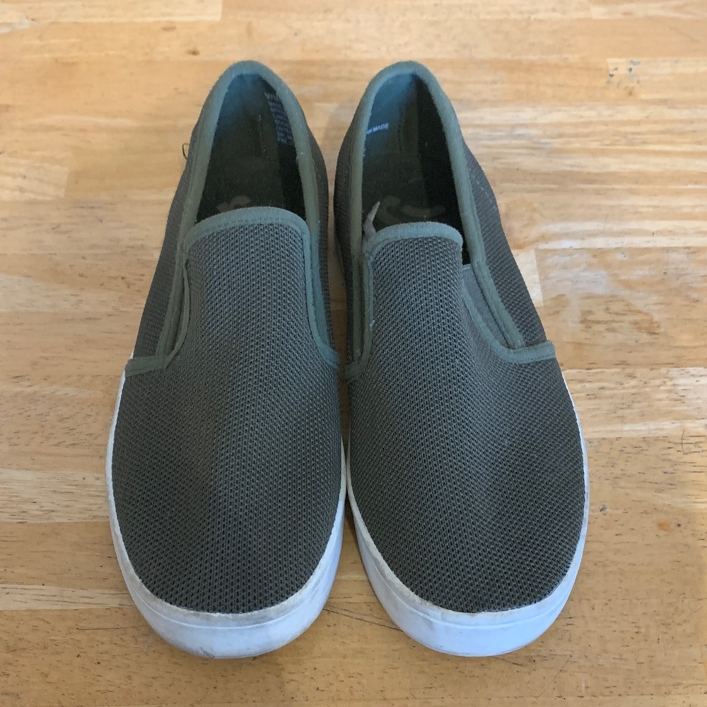 Report Olive Slip-On Sneakers 7W